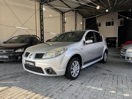 RENAULT SANDERO 1.6 AUTHENTIQUE 8V FLEX 4P MANUAL RENAULT SANDERO 1.6 AUTHENTIQUE 8V FLEX 4P MANUAL